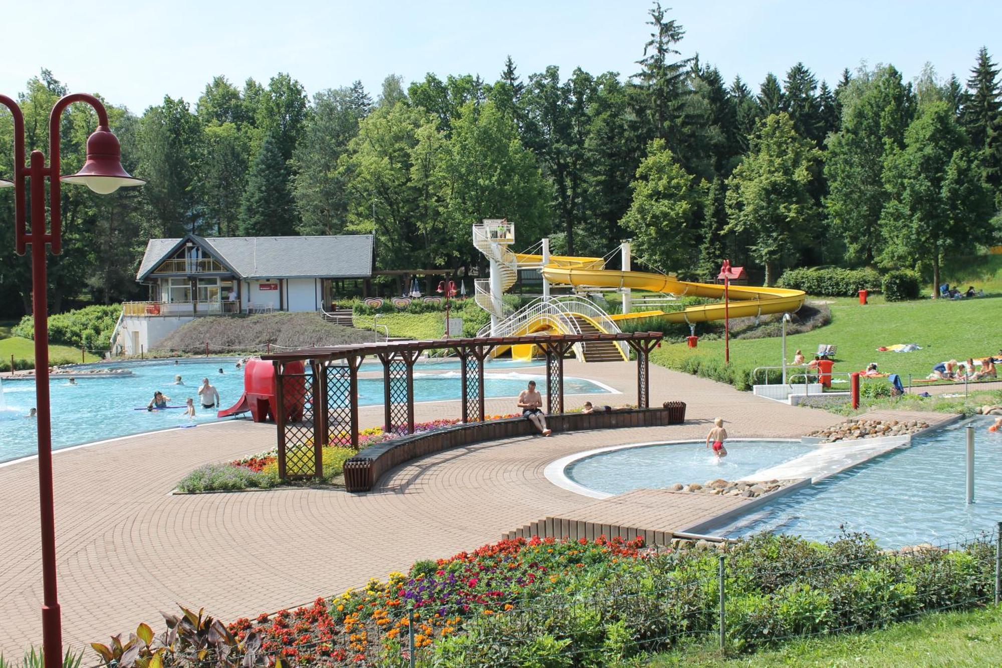 Hotel Bb Bahnhof Bertsdorf Olbersdorf Ngoại thất bức ảnh